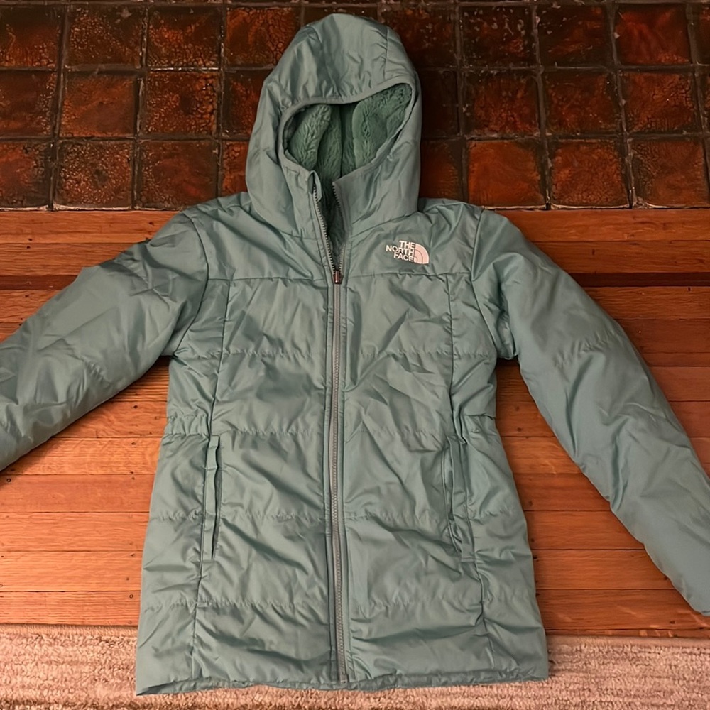 North Face Teens reversible Jacket.  Size Large (12).